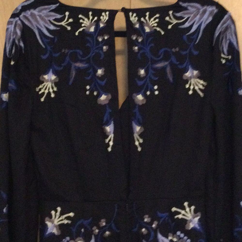 Urban Outfitters Floral Jumpsuit embroidered - Picture 4 of 16